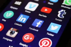 What Do Social Media Managers Do?